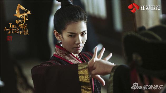 刘涛饰演张春华