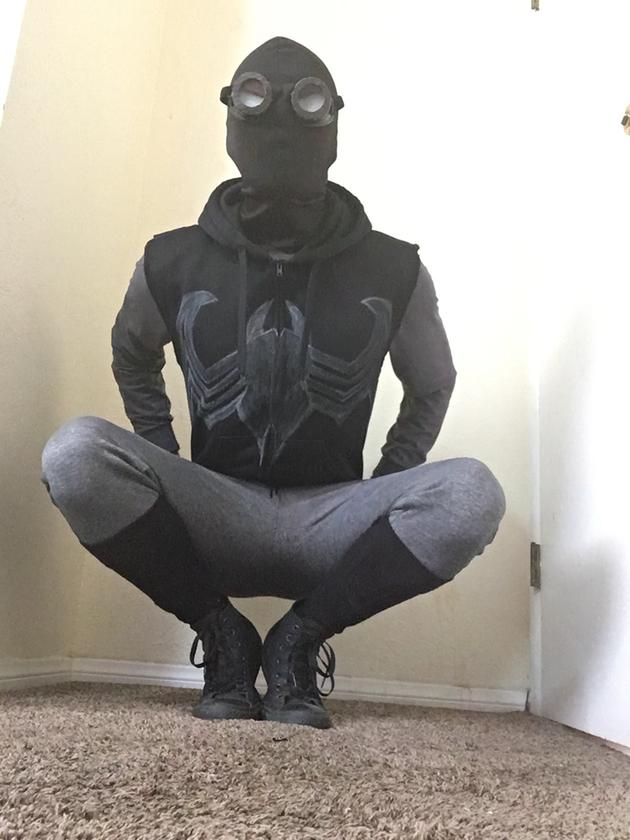 电影《蜘蛛侠：英雄归来》制服DIY之全黑”蜘蛛侠“