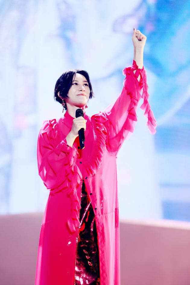 尚雯婕精湛唱功点燃现场