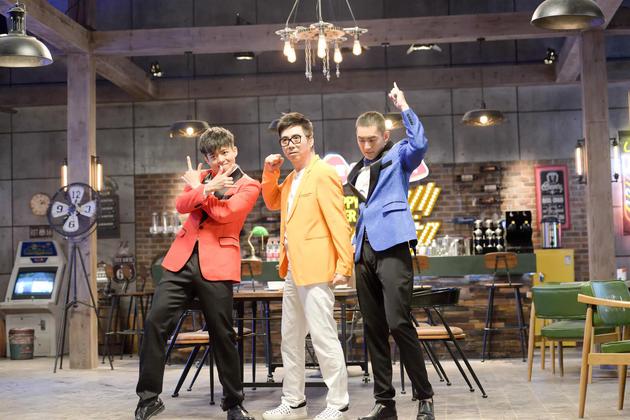 范明化身“TU boys”人气队长