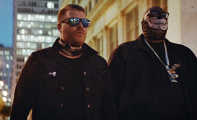 美国说唱组合Run The Jewels以及说唱实力大咖Big Boi也变身劫匪出镜 (2)