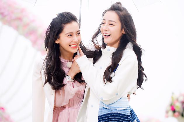 “姐妹花”baby热巴