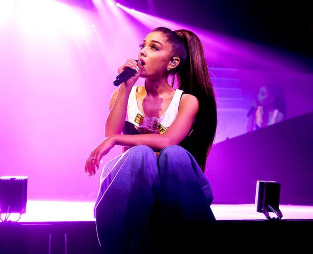 a妹阿根廷举办演唱会 致敬曼城恐袭最年幼遇难者