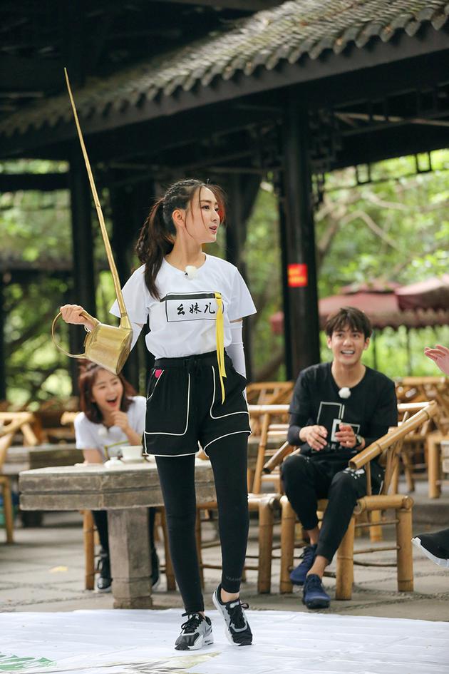 马苏体验中国传统民俗文化——长嘴铜壶茶艺