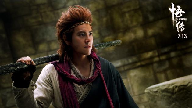 悟空与劲敌针锋相对眼神笃定