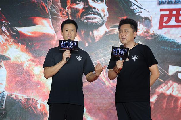 4、吴京、于谦与观众真诚交流