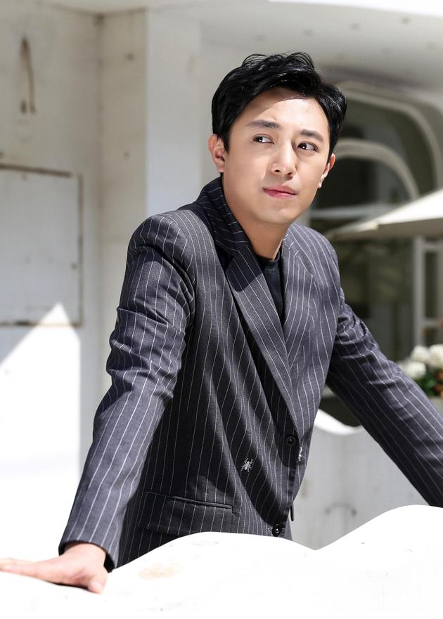 《鸡毛飞上天》张恪维嗜酒成瘾 致殷桃家破人亡