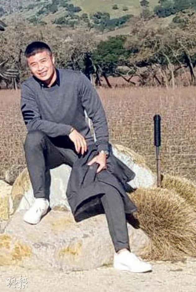 Ian从事有机食物生意，是香港人。