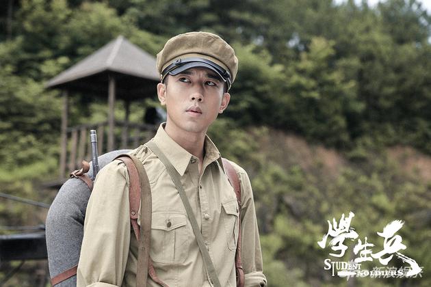 《学生兵》孙绍龙摸爬滚打 演绎热血卫国|学生兵|孙