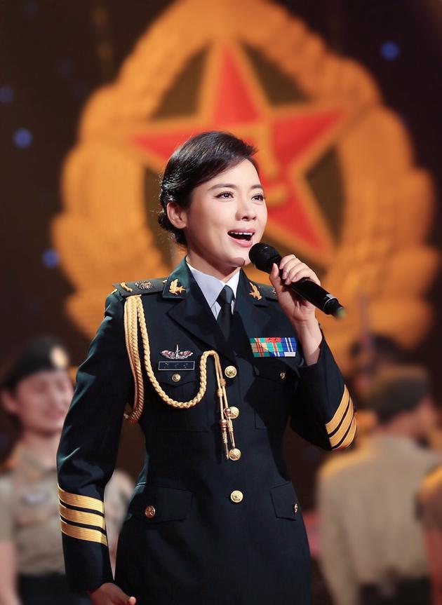 陈思思演唱《这一刻》