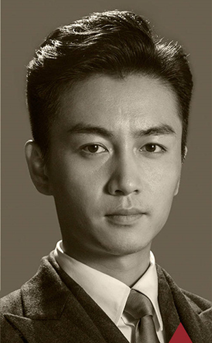 《建军大业》陈晓版"任弼时"引领热血革命