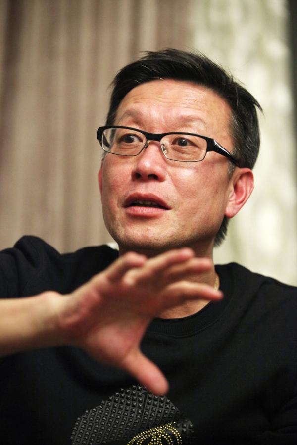 刘伟强:我们都是百变星君 请放开心态|刘伟强|建军大业|朱亚文_新浪娱乐_新浪网
