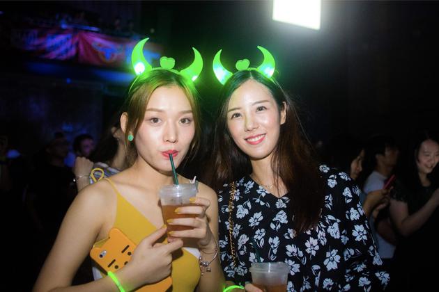 Mad House带“电”来袭