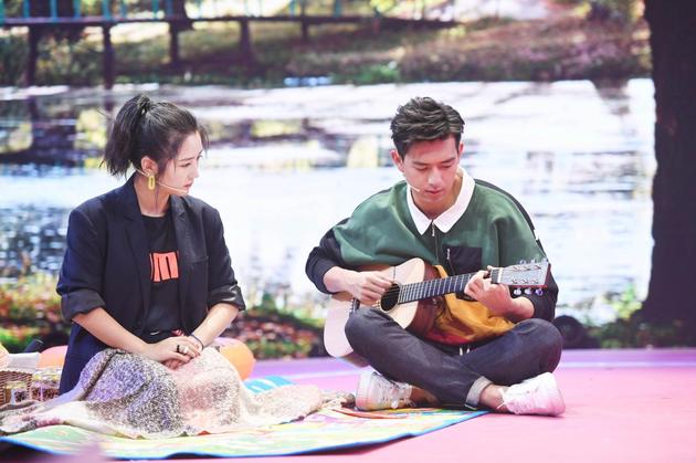 《无与伦比的发布会》第一季