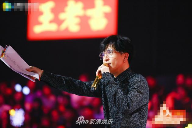 《明日之子》九大厂牌强强对决 薛之谦：都是硬骨头