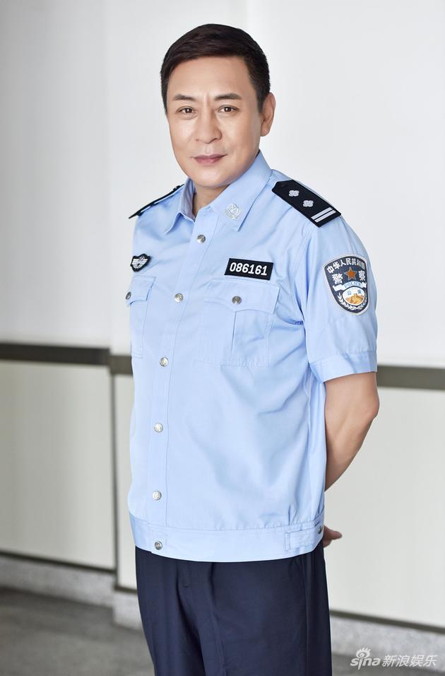 《少年盾》蒋恺化身警校主任 温和宽厚因材施教_手机新浪网