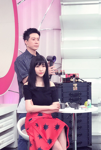 张溪芸一直以长发示人