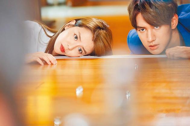 黄仁德和李毓芬剧中是欢喜冤家,两人感情戏很受观众喜爱