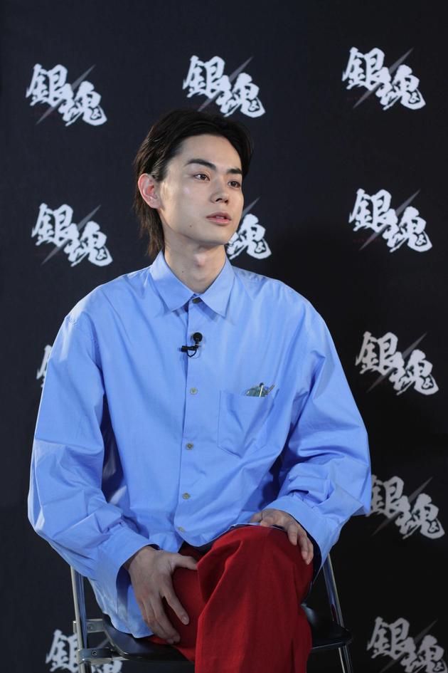 菅田将晖饰演新八