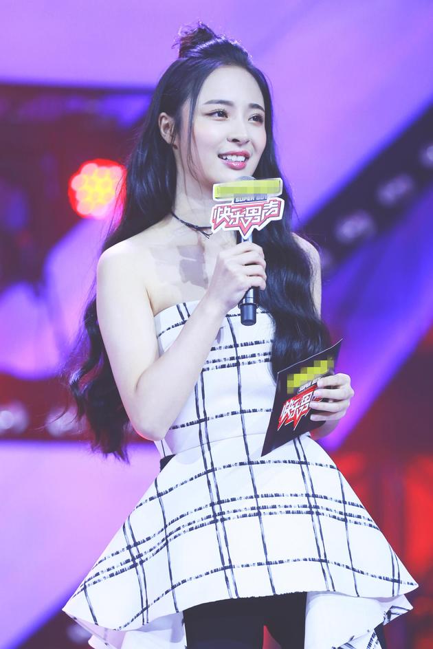 李莎旻子被封“新晋中国好舌头”！