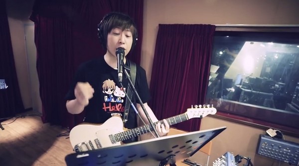 阿信为了9月份的品牌音乐派对活动另组新团