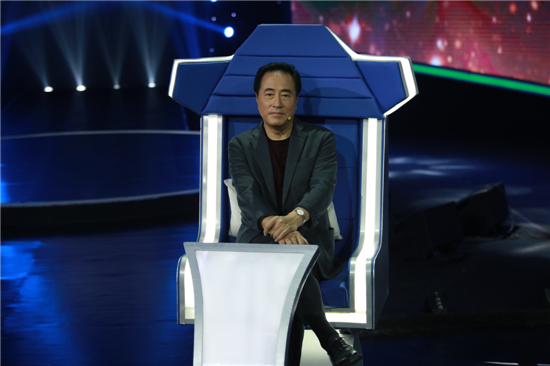 《诗歌之王》传诵季 导师杨立新