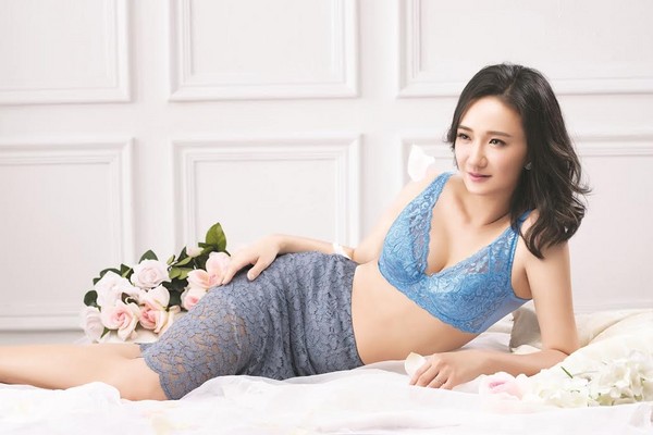 何妤玟