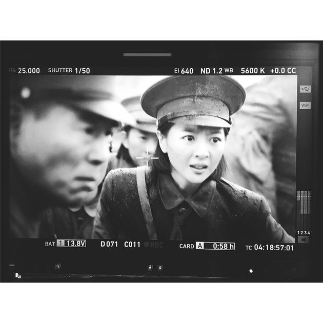 《热血军旗》剧照