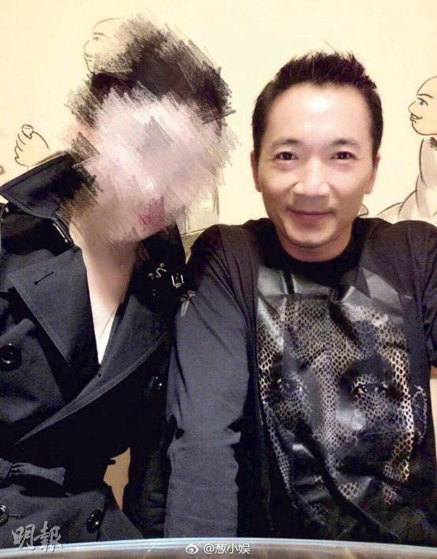 北京时间8月29日消息,据香港媒体报导,前港姐翁为德的丈夫邹世龙前天