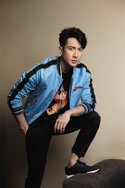 吴尊纹身腿部鸡皮皮肤(吴尊纹身图片大全 右臂)