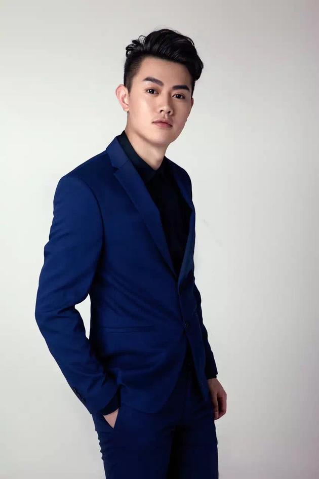 孙涛挑战专业学者净地开拍呼吁自然保护