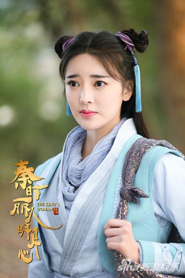 张璇饰盖兰张璇 李泰剧照新浪娱乐讯 近日,由迪丽热巴,张彬彬,张璇