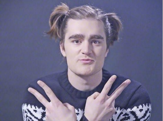 美国代表罗狮杰"包子"与罗狮杰"包子"罗狮杰深情