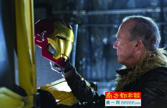 “老版蝙蝠侠”迈克尔·基顿这次来演蜘蛛侠的对手。