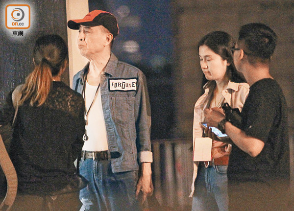 现年72岁的歌手叶振棠纵横歌坛数十年,多年来他一直与邵氏女星于枫