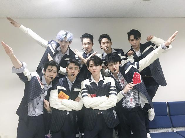 韩国男团EXO