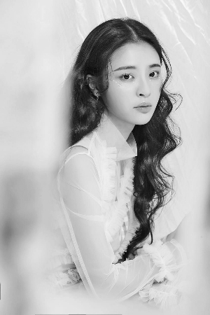 李莎旻子:演戏是擦肩而过的梦想 但总会久别重逢