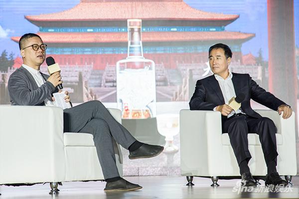 杨立新力挺民族品牌 对话梁冬聊表演的传承_手机新浪网