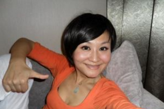 前央视女主播曹晴