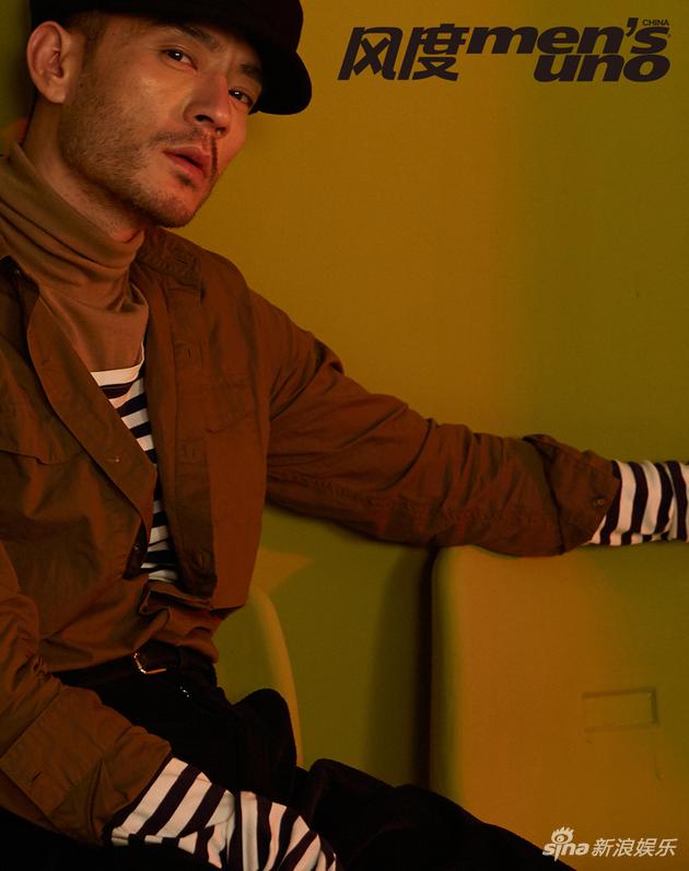 目光深邃帅气逼人