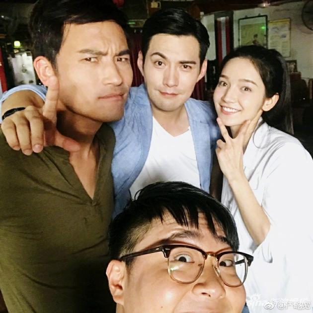 严屹宽不畏高原反应四川坚持敬业拍戏