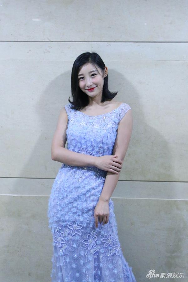 陈一雯亮相亚洲影响力盛典清新俏丽优雅迷人