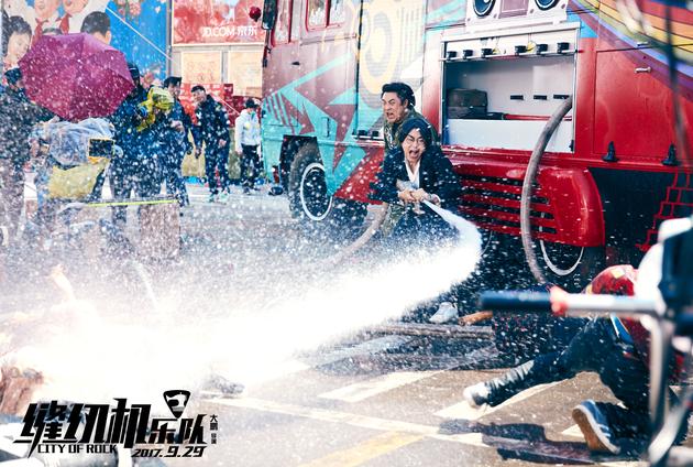 《缝纫机乐队》大鹏与乔杉