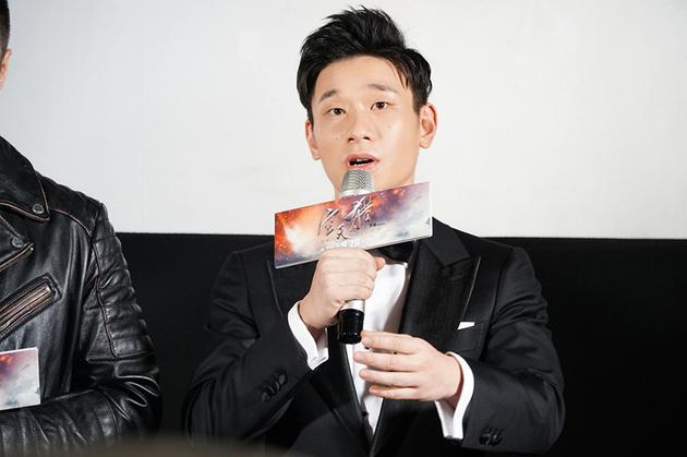 叶浏参加空天猎首映礼