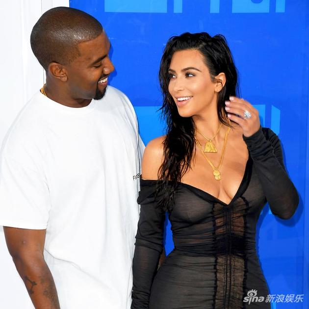 金-卡戴珊和坎耶-韦斯特出席2016年MTV音乐大奖