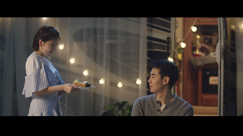 《亲爱的客栈》纪凌尘阚清子荧幕初吻：尝遍幸福的味道1