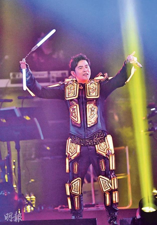 周杰伦前晚（9月28日）在台北小巨蛋开演唱会，他开心地说：“终于有回家的感觉了！”
