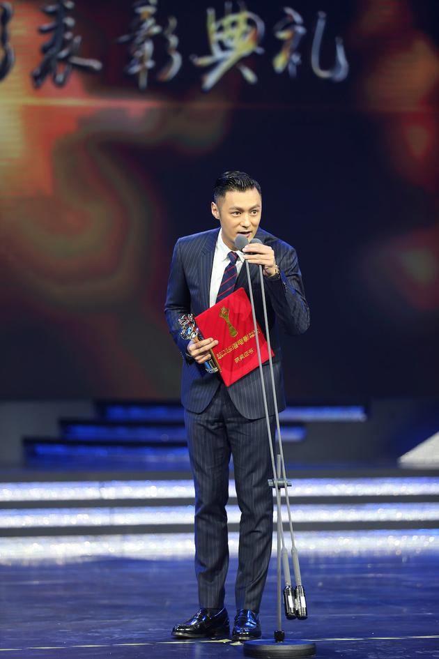 余文乐