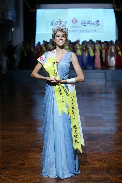 委内瑞拉的Katerina夺冠