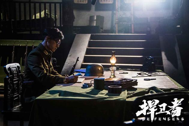 《捍卫者》男主白恩